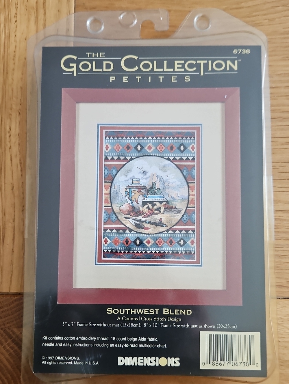 Vintage GOLD COLLECTION Petites Embroidery Kit NBU 1997